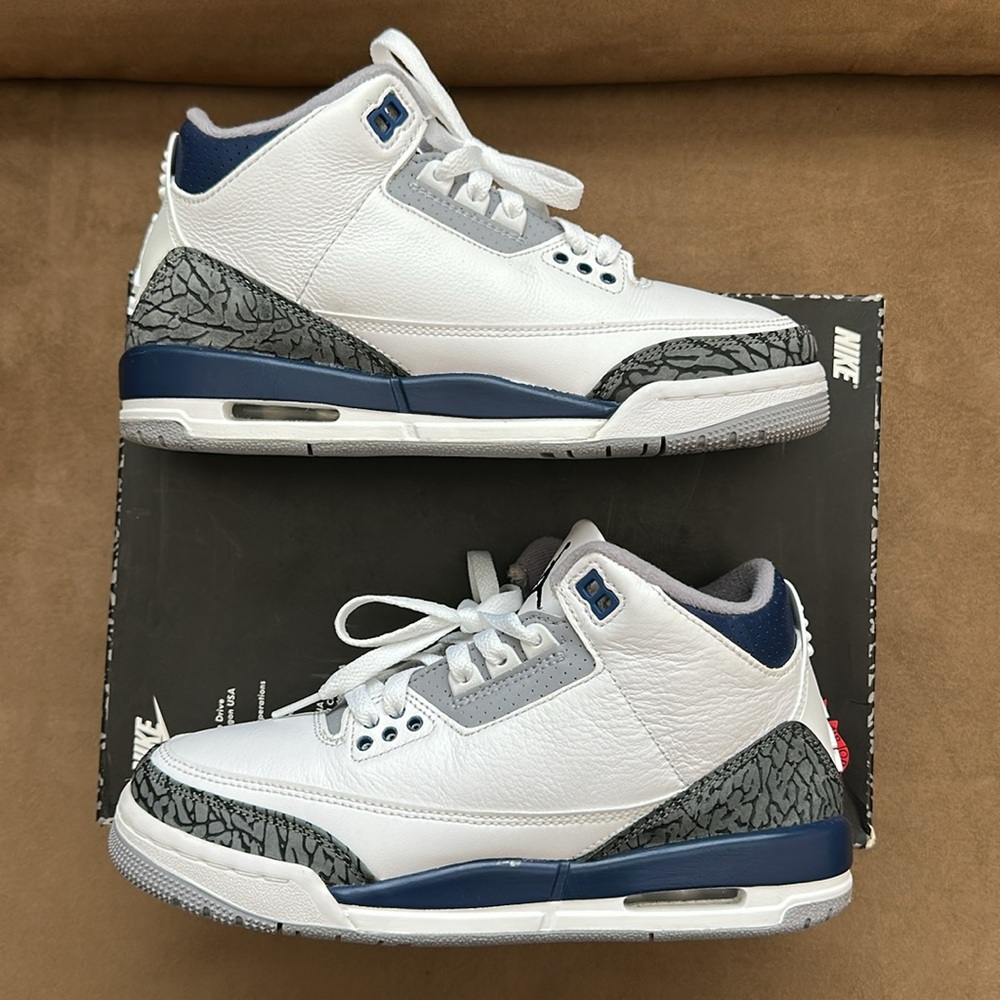 Jordan 3 Retro GS “Midnight Navy” size 6Y